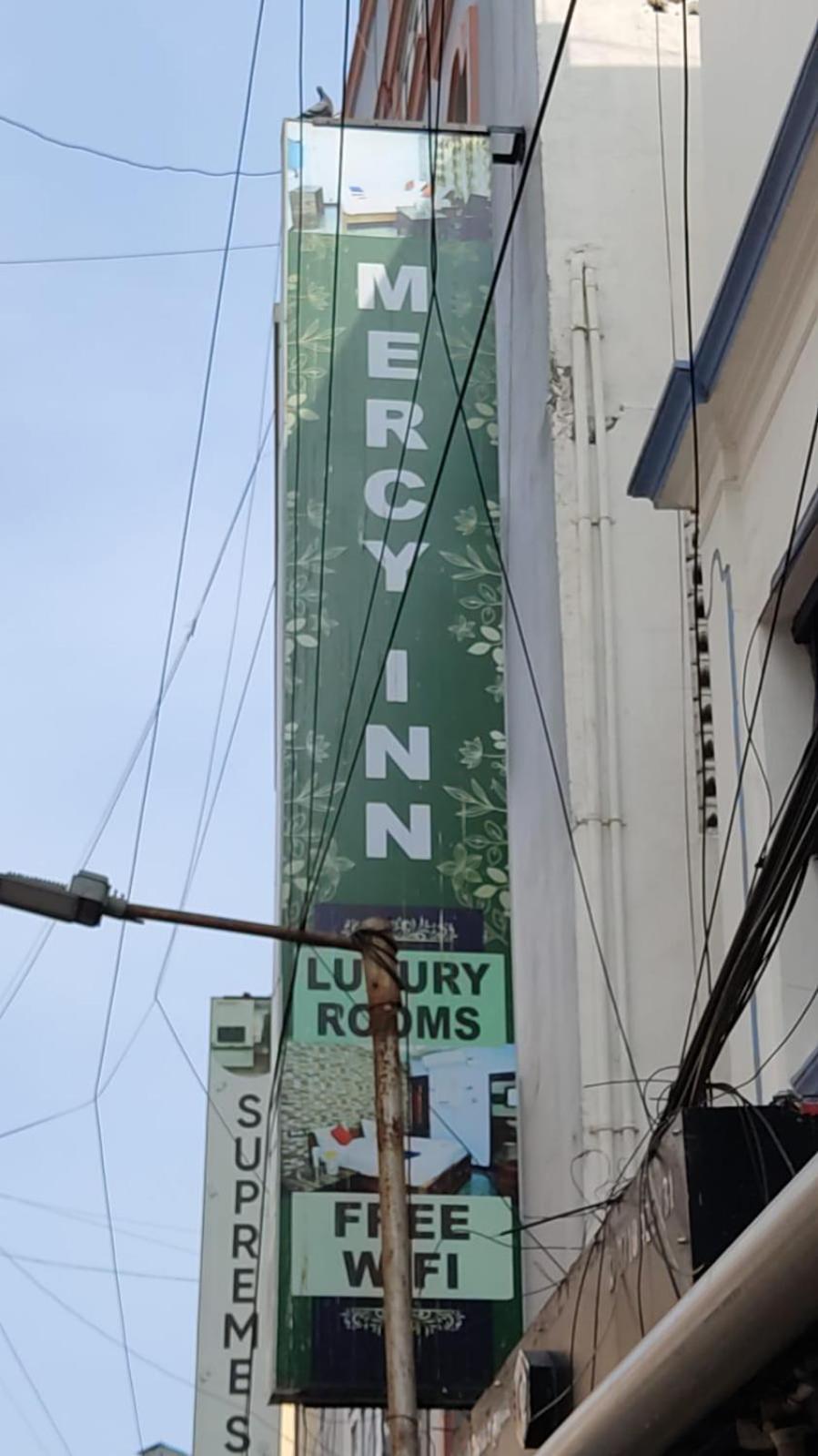 Mercy Inn Csennai Kültér fotó