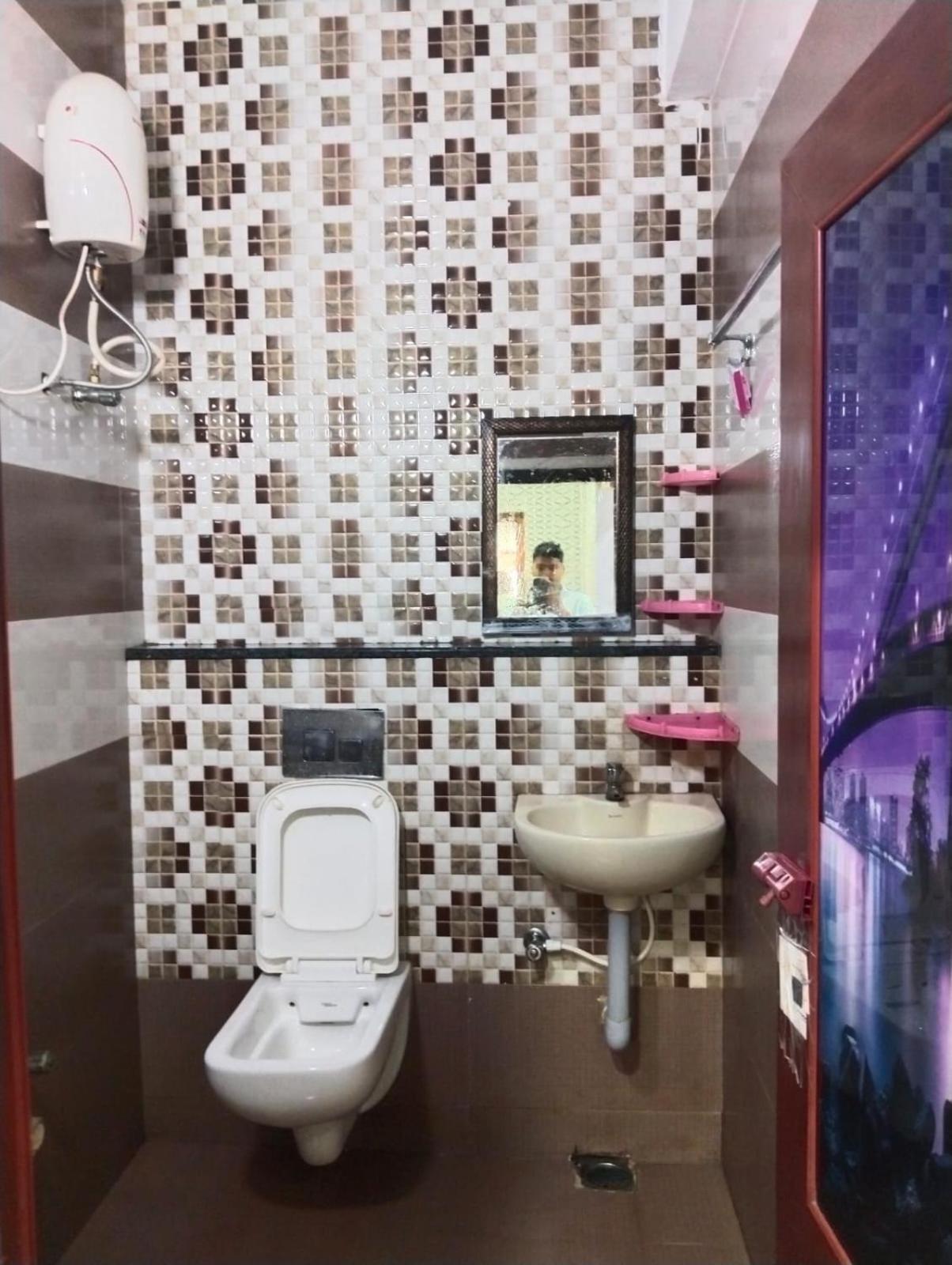 Mercy Inn Csennai Kültér fotó