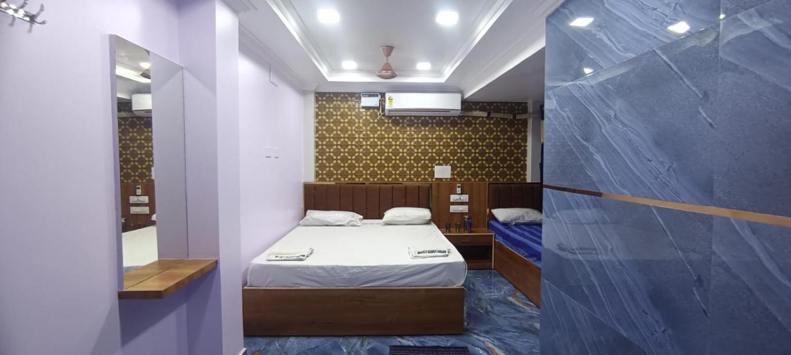 Mercy Inn Csennai Kültér fotó